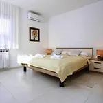 Arianna Mare B&B 로비니