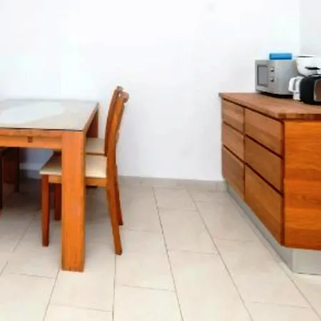 Arianna Mare 3* 罗维尼