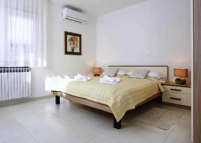 Arianna Mare krevet i doručak Rovinj