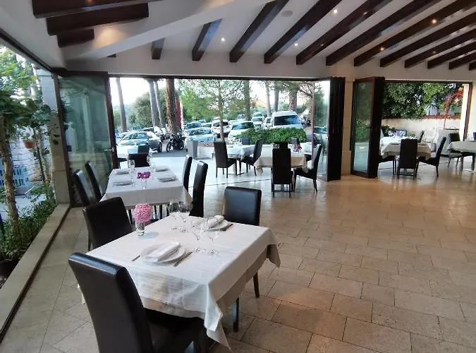 Arianna Mare 住宿加早餐酒店