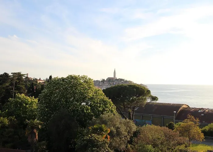 Arianna Mare krevet i doručak 3*