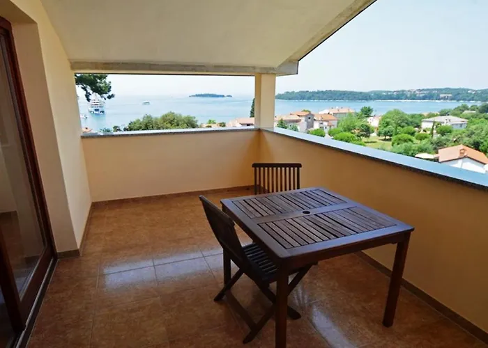 Arianna Mare 3* 로비니